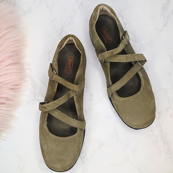 Timberland Anti Fatigue Women’s Walking Flats Mossy Green Mary Jane's Sz 9.5 - Picture 1 of 10